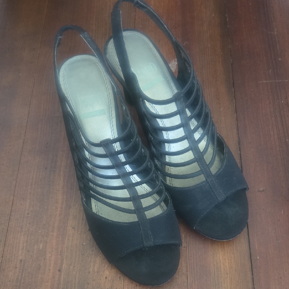 Impo Black Strappy Heels with Suede Finish